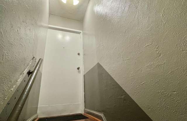 1858 KENDALL Street NE Gallery 3