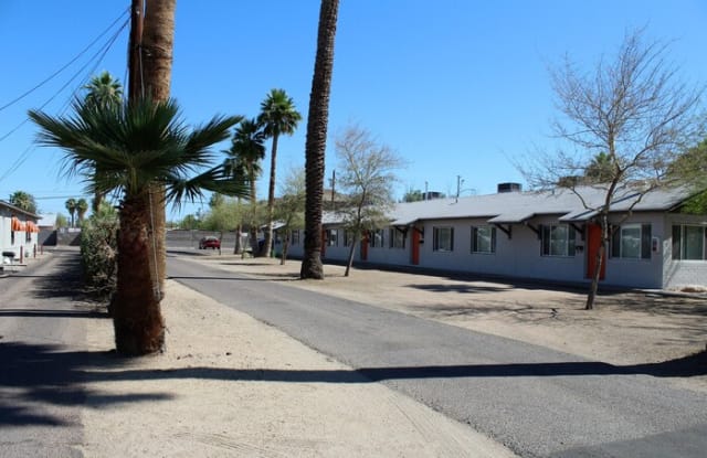 740 East Turney Avenue - 740 East Turney Avenue, Phoenix, AZ 85014