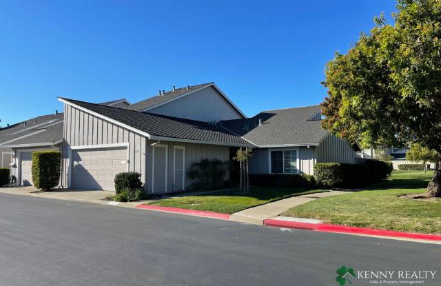 Modern Foster City 3 Bedroom Townhome with Private Yard  Complex Amenities photos photos