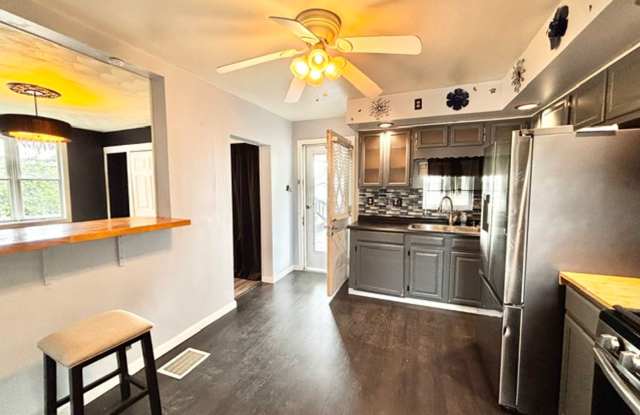 3 bedroom 1 bath House for rent Greensburg, PA Gallery 3