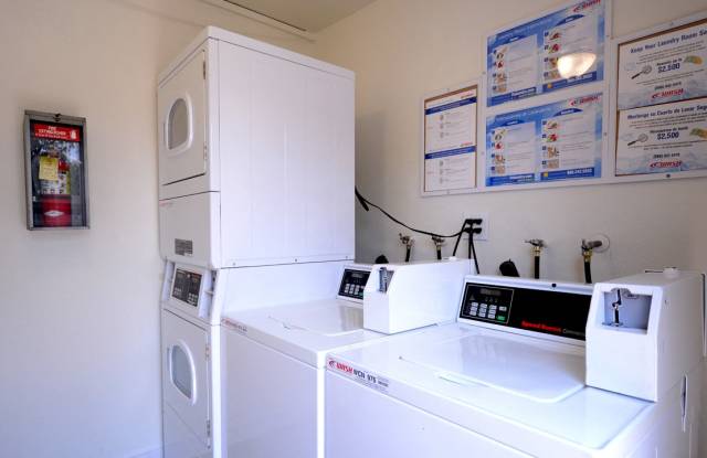 Vintage Apartments Gallery 4