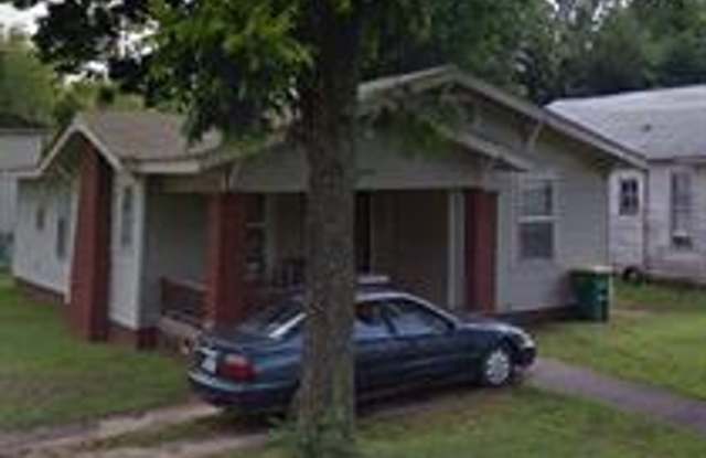 Charming 3 bed, 1 bath in North Little Rock! - 802 West 21st Street, North Little Rock, AR 72114