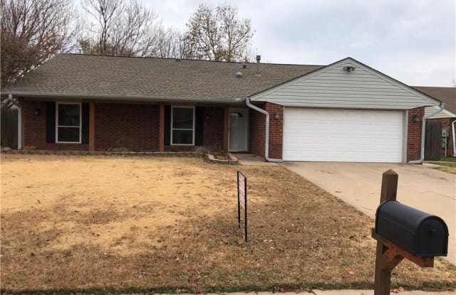 208 N Grand Fork - 208 Grand Fork Rd, Edmond, OK 73003