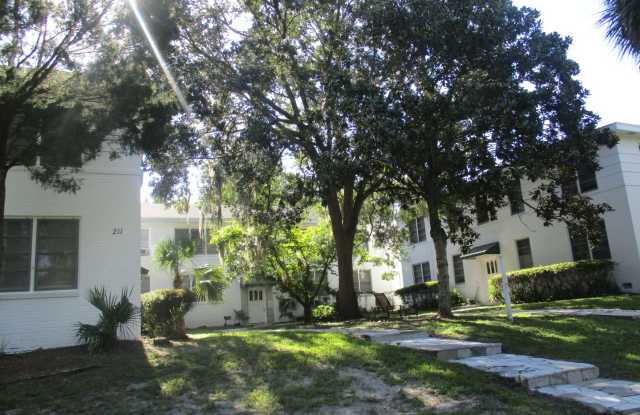 1/1 in the Historic Duckpond area photos photos