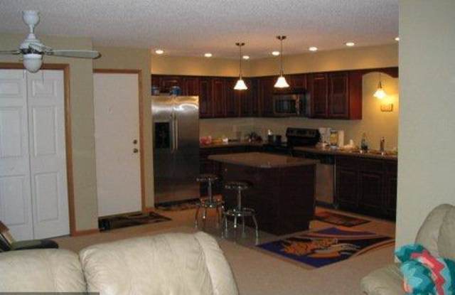 950 Wescott Trail Gallery 4