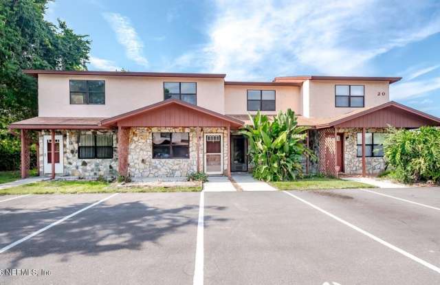 20 PONTE VEDRA Court Gallery 1