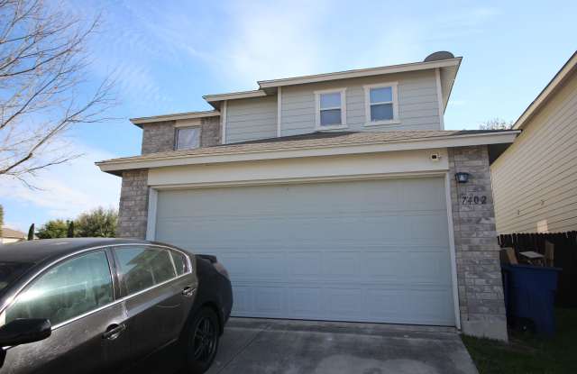 7402 Saddle Bend Dr - 7402 Saddle Bend Drive, San Antonio, TX 78238