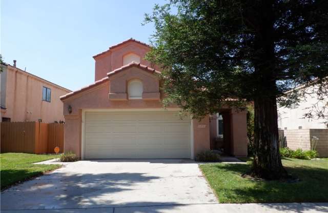 1128 Via Ravenna - 1128 Via Ravenna, Redlands, CA 92374