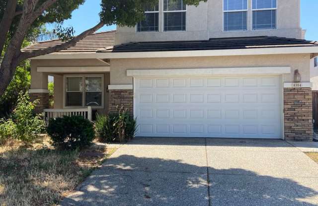 Spacious 4Bdrm, 2.5 bath off Sheldon  Hwy 99 photos photos