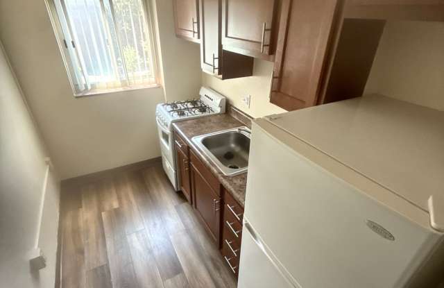 Amberson Gardens photos photos