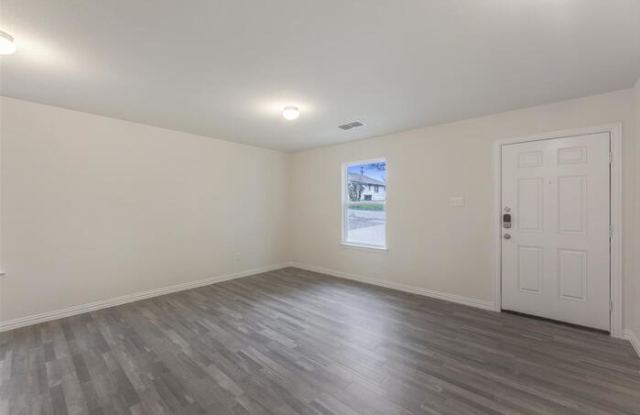 3610 Kenilworth Street Gallery 3