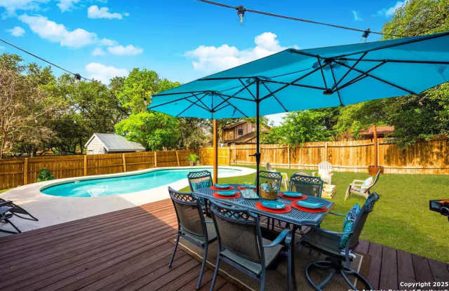 8410 Oak Fence photos photos