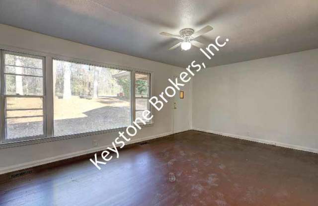1752 Upper River Rd. Gallery 4