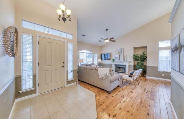 Gorgeous 3/2 Home in well established Clovis Neighborhood photos photos