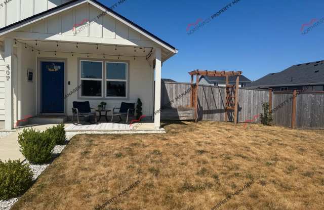 STATUS: -RENTED- | R190| $1995 - 407 Powell Avenue, Winlock, WA 98596