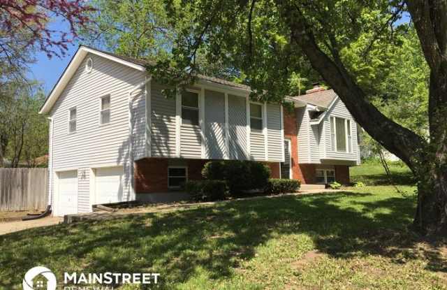 1701 South Speas Drive Gallery 3