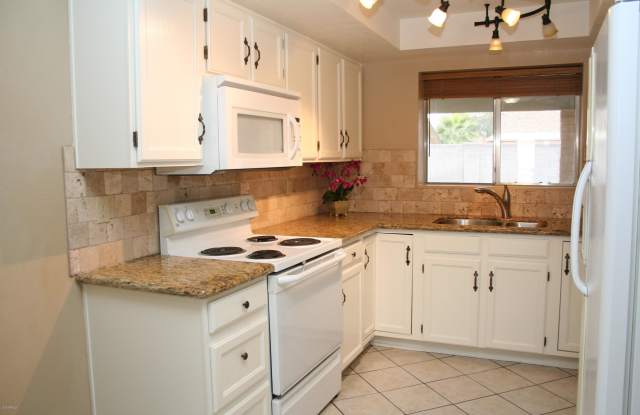 409 W ROSS Avenue - 409 West Ross Avenue, Phoenix, AZ 85027