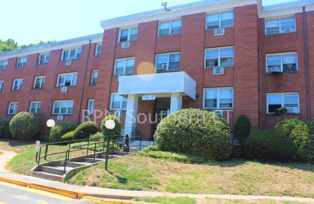 Ranch Style Condo – Hamden – 1 Bedroom photos photos