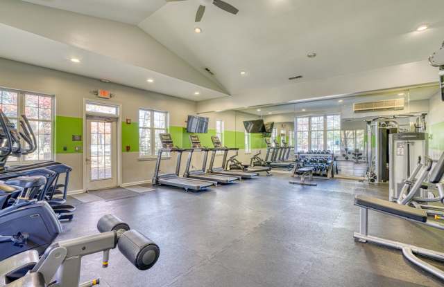 Mill Pond Village Gallery 4