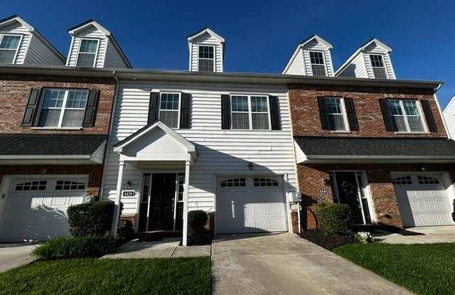 4438-00 RIVERVIEW Lane photos photos