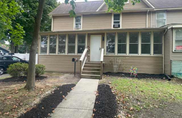 409 East Maple Avenue photos photos