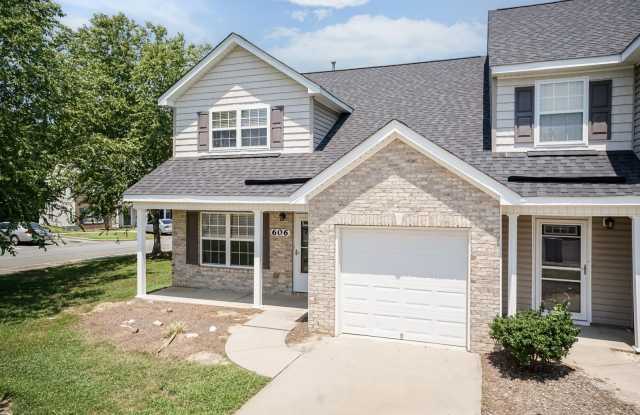 Four Bedroom Home! photos photos