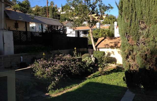 1637 Rendall Place Gallery 3