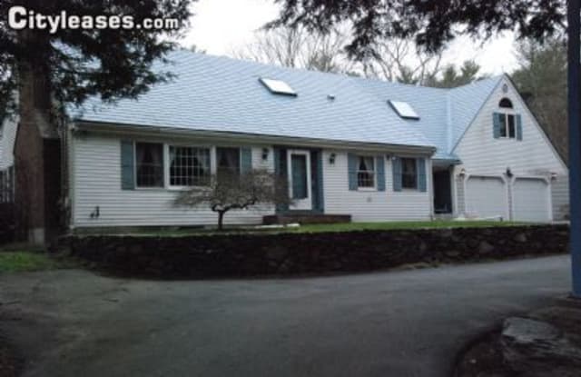 109 Howard Street - 109 R Howard St, Bristol County, MA 02375