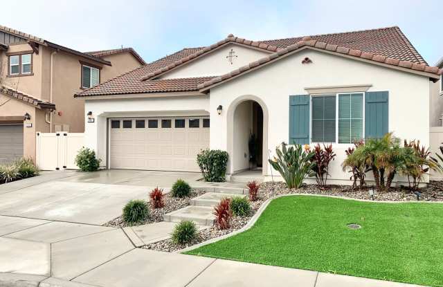 Gorgeous 4 Bedroom Home in West Murrieta photos photos