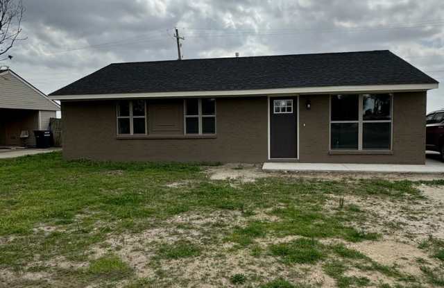 3 Bed / 1 Bath in Trumann Available Now! photos photos