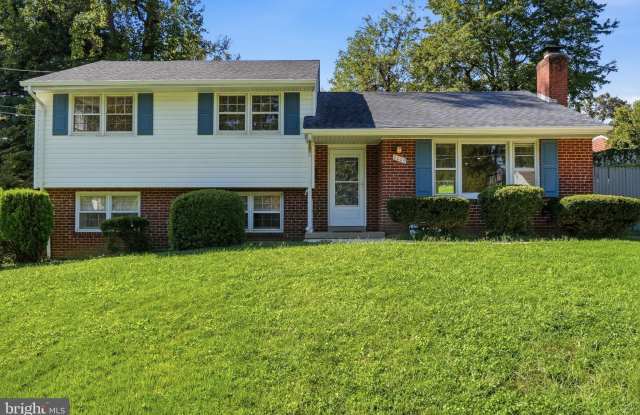 8009 GOSPORT Lane photos photos