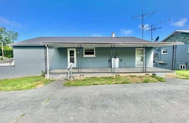 2067 Castleton Road - 2067 Castleton Road, Wythe County, VA 24360