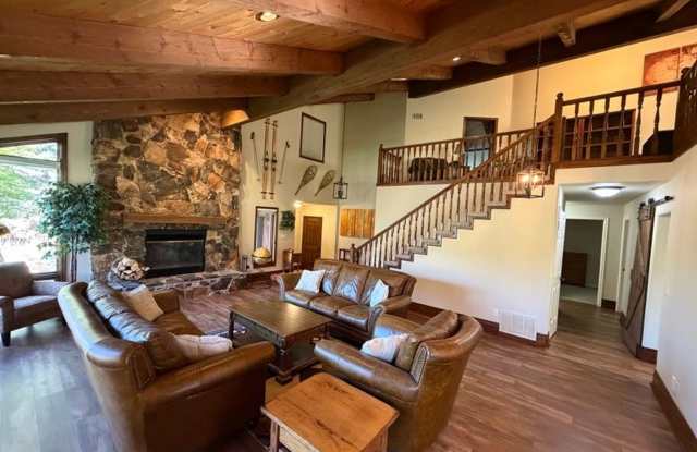 Beautiful Bountiful Home Near Temple & Mueller Park – Prime Location photos photos