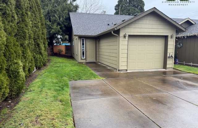 Updated 2 Bedroom, 2 bath Duplex in Springfield photos photos