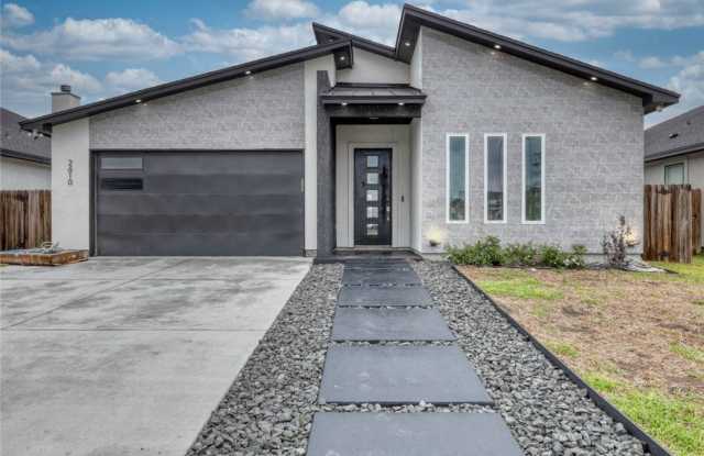2610 Lady Andrea Drive Gallery 1