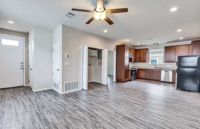 1308 Hausman Drive - B photos photos