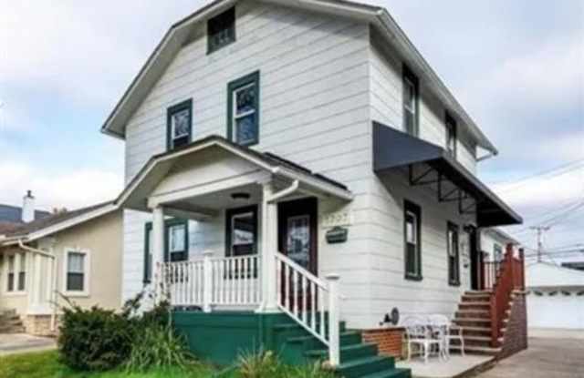 1307 Davis Avenue photos photos