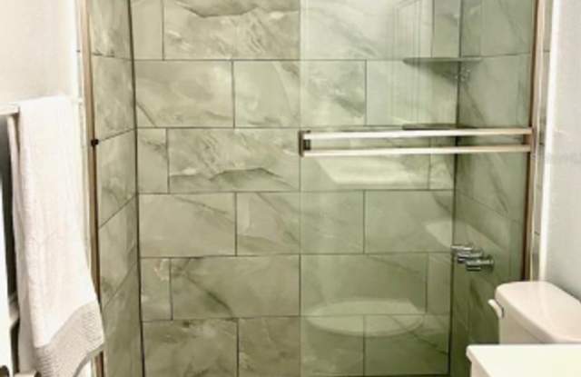 3BR/2BA St. Petersburg Condo in Patriot Square with In-Unit Laundry & Community Pools $2,100/mo Gallery 3