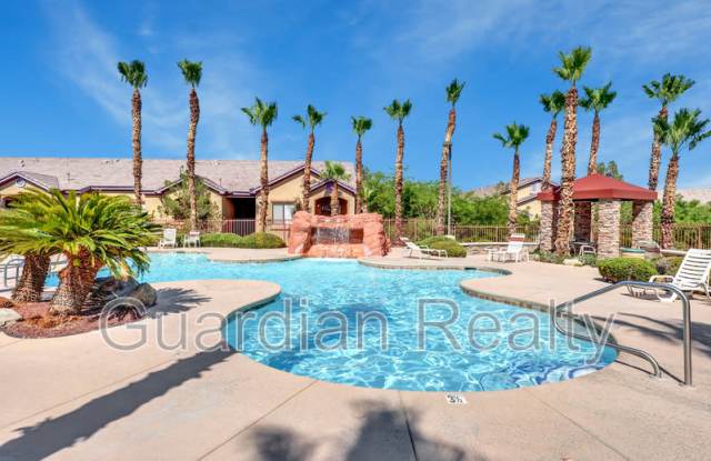 8250 N Grand Canyon Dr photos photos