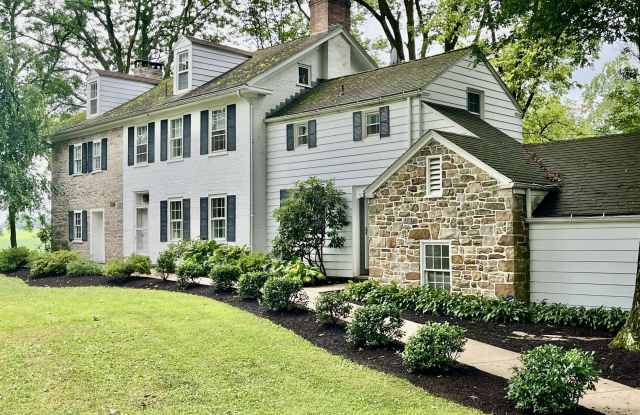 204 JOHN BRADY DRIVE photos photos