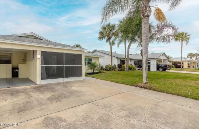1206 Harbour Point Drive Gallery 3