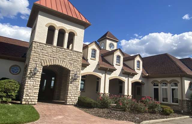 313 Riverscape Ct photos photos