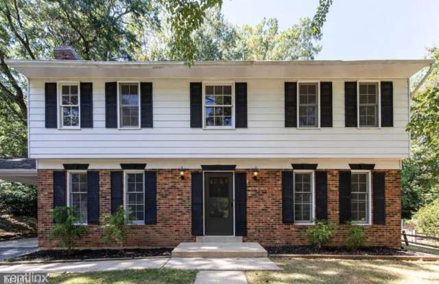 9205 Ivanhoe Road - 9205 Ivanhoe Road, Fort Washington, MD 20744