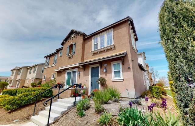 Beautiful 3 bedroom in Eastvale! photos photos