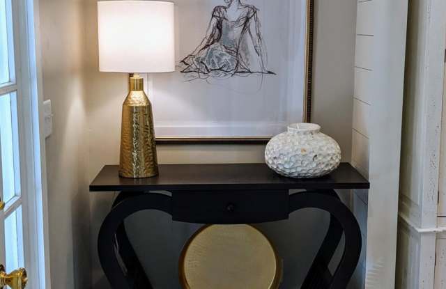 605 North Street Gallery 3
