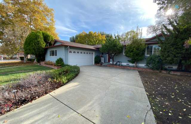3 Bed 2 Bath Single Family Home In Concord - 3978 Royal Arch Drive, Concord, CA 94519