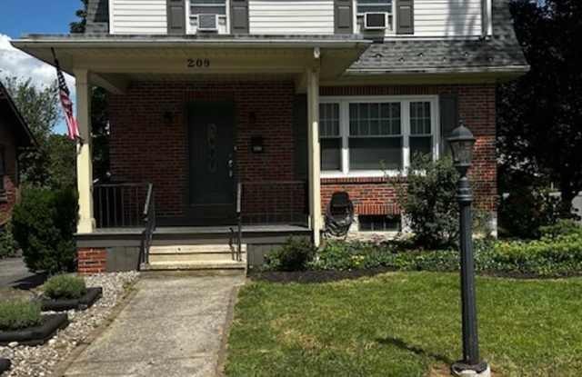 Welcome to 209 Amherst! Charming single-family home located in Wilson School district photos photos