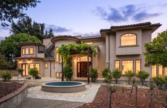 Amazing home, with incomparable views and privacy, but close in convenience! photos photos Amazing home, with incomparable views and privacy, but close in convenience! photos photos