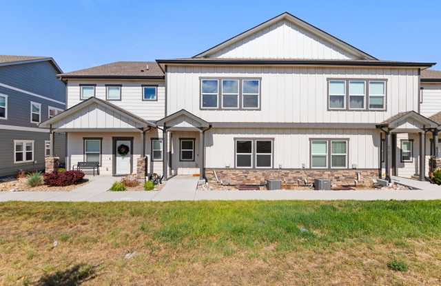 Beautiful 3-bedroom, 3-bathroom townhome located in Lorson Ranch!! photos photos Beautiful 3-bedroom, 3-bathroom townhome located in Lorson Ranch!! photos photos