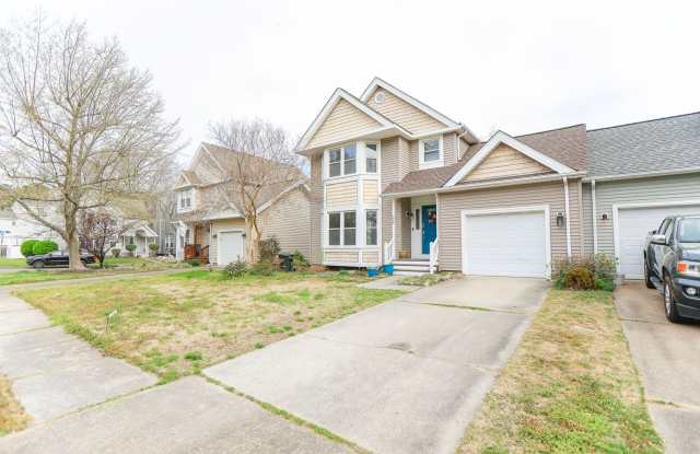 Beautifully renovated 3 bed 2.5 bath home in Ghent Commons photos photos